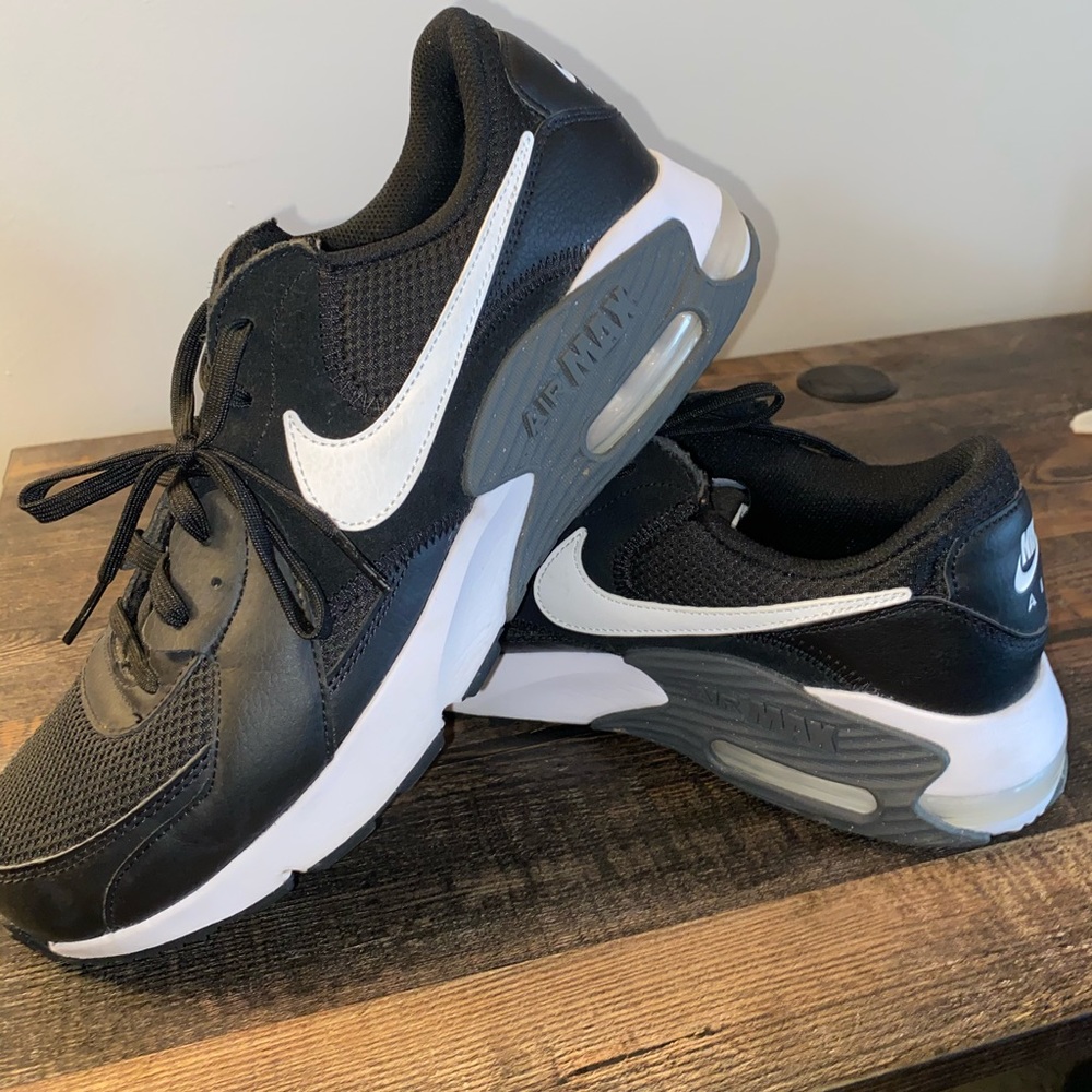 Men’s Nike Air max - 10.5!